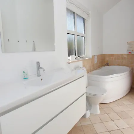 Three-bedroom Holiday In *