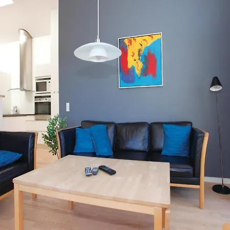Three-bedroom Holiday In * Fårevejle
