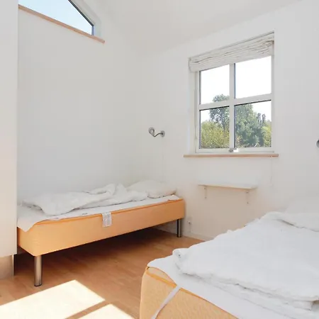 Three-bedroom Holiday In Casa vacanze